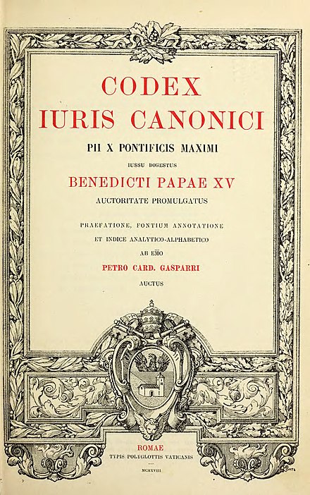 El Código de Derecho Canónico de Benedicto XV fue promulgado en 1917 y entró en vigor en 1918 (esta es la portada a la edición de 1918). Este confirmó las condenas decretadas en la bula "Cum ex apostolatus oficio"