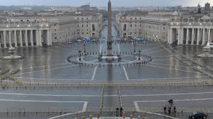 La Plaza del Vaticano vacía y la Basílica de San Pedro cerrada. El pretexto es la pandemia del Covid-19: Jesús está siendo nuevamente traicionado