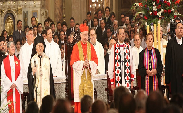 El Sínodo de la Sinodalidad es el instrumento para destruir la catolicidad,entre otras cosas,a través del falso ecumenismo y de la protestantización de la misa (con la introducción de la misa moderna El Sínodo de la Sinodalidad es el instrumento para destruir la catolicidad, entre otras cosas, a través del falso ecumenismo y de la protestantización de la misa (con la introducción de la misa moderna en 1969 y de los esfuerzos desde entonces para acabar con la Misa Tradicional)